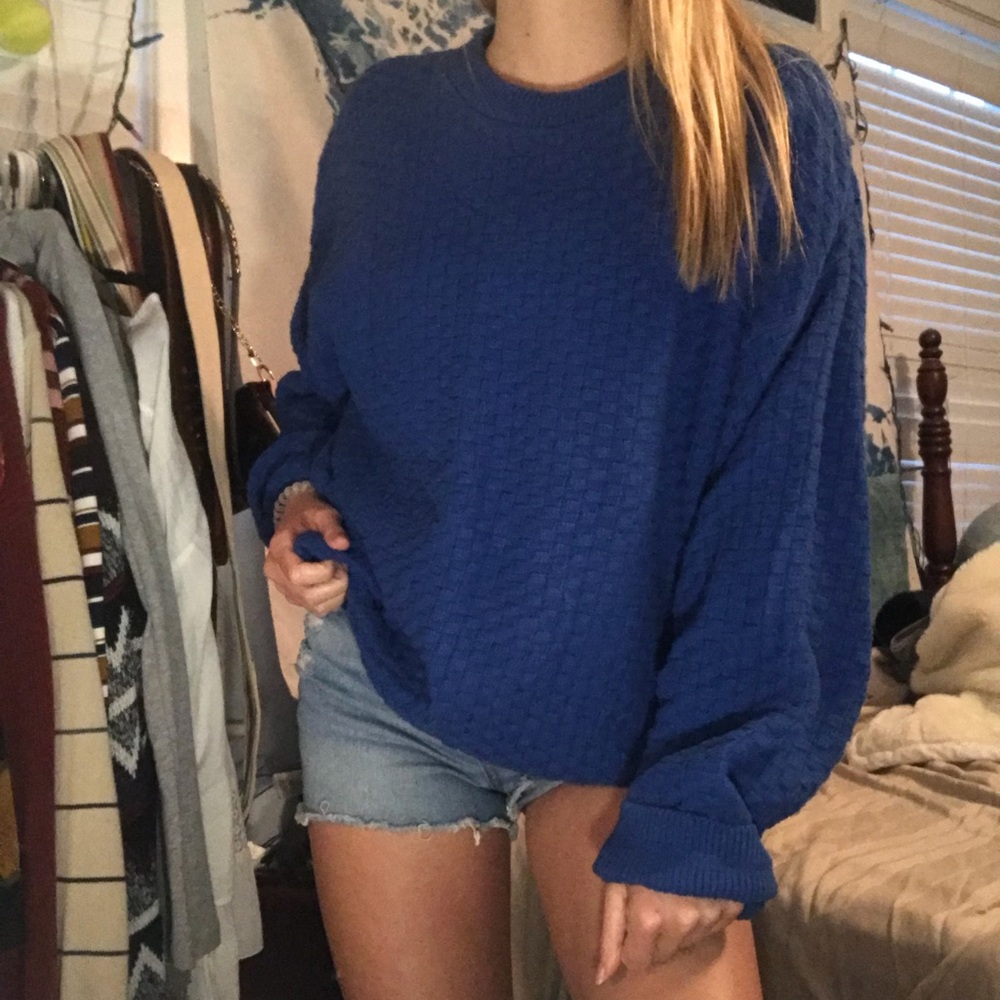 Royal blue sweater 🦋